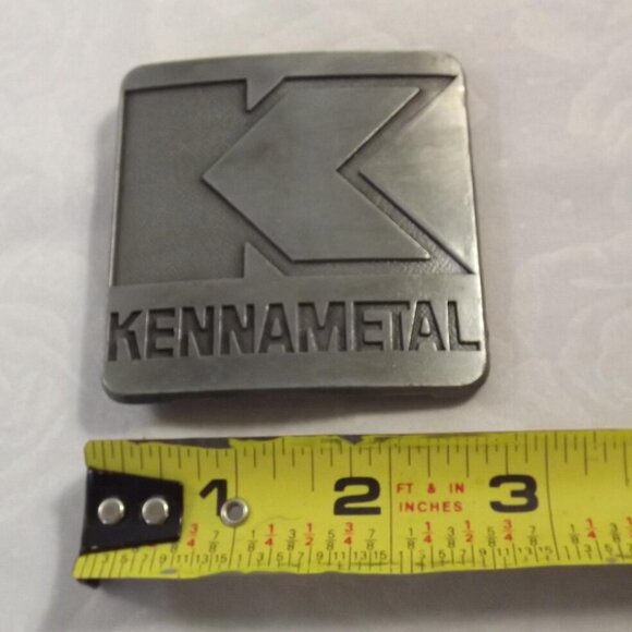 Distressed Vintage KENNAMETAL Industrial Materials Belt Buckle - Picture 2 of 7